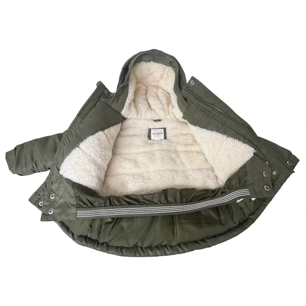 Cat & Jack Infant 18 Month Army Green‎ Camo Winter Coat With Hood Faux Fur Lined